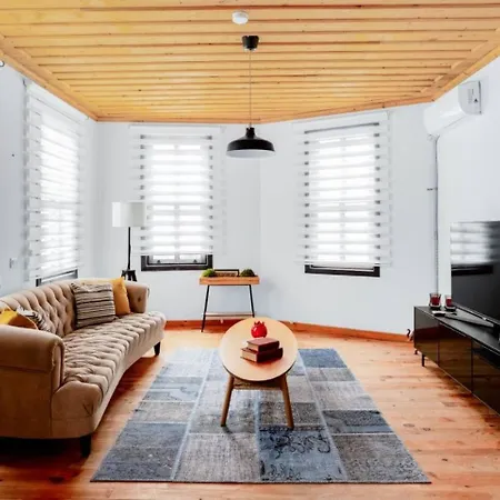 Elegant 3bed25bath Cengelkoy Triplex House! #417 * Istanbul